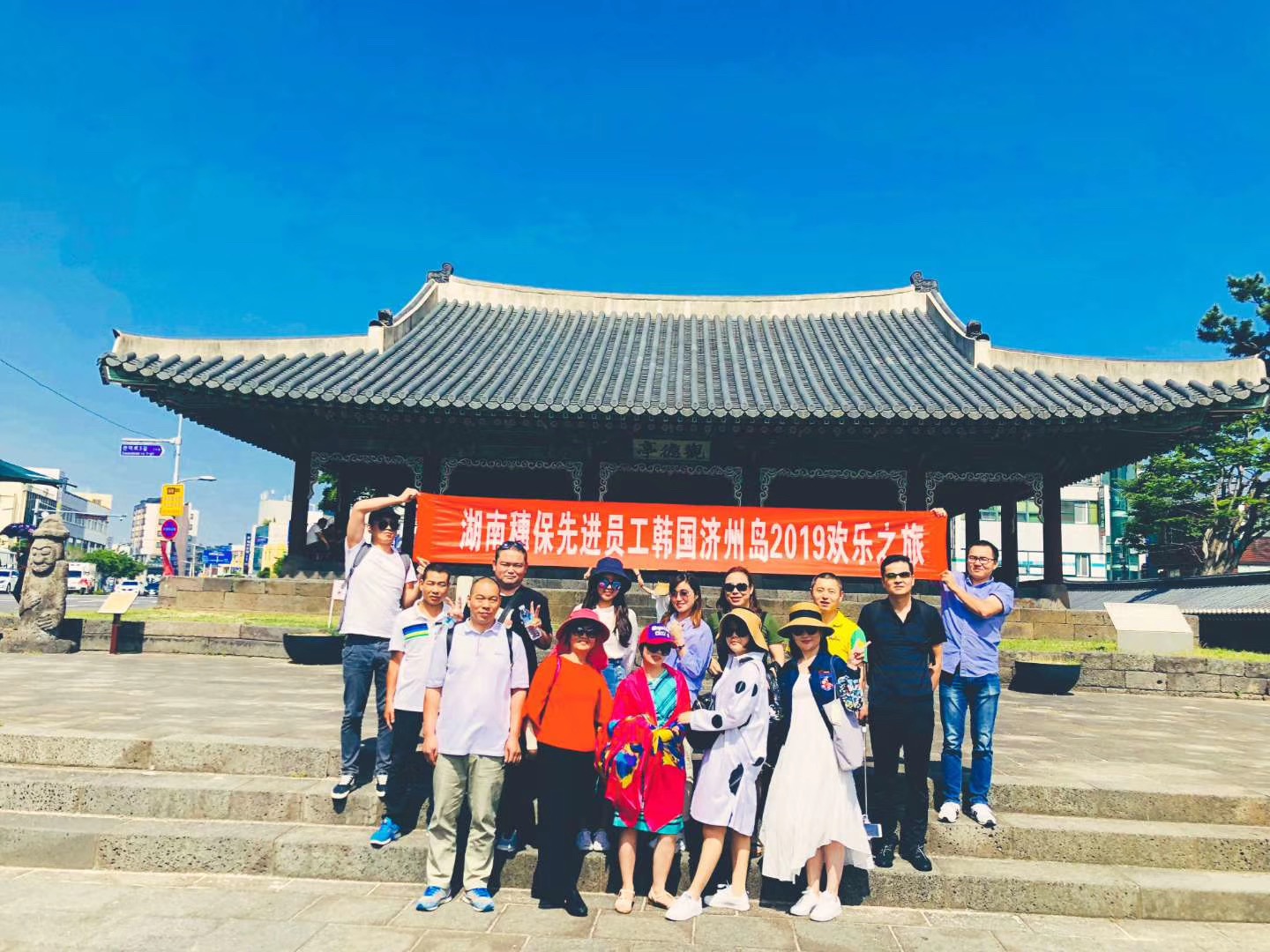 远程监控,报警巡逻,清机加钞,清分整点,凭证寄库,头寸箱寄库,商铺安保,智能家居